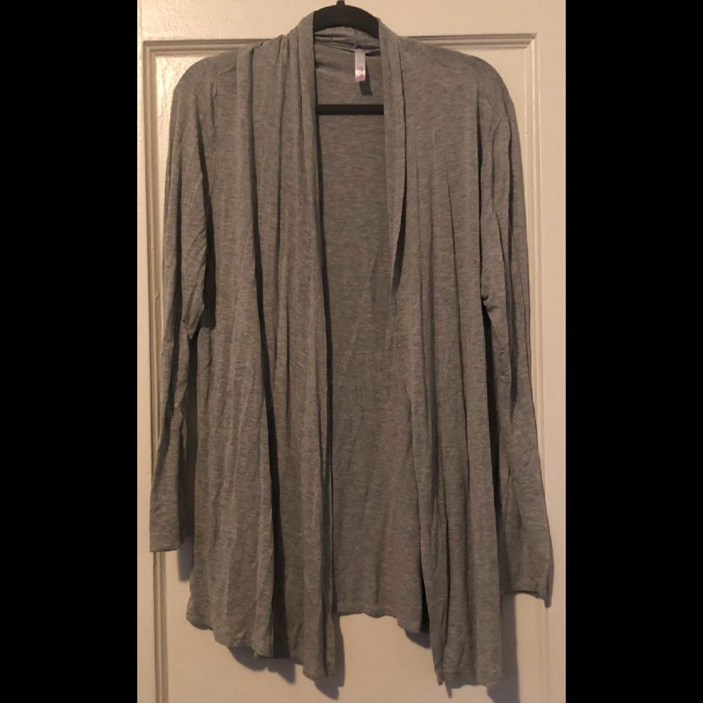 -SOFT HEATHER GRAY CARDIGAN-